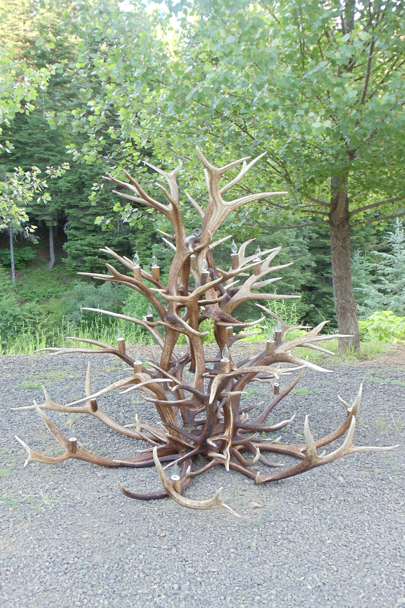 Large Spoke Elk Chandelier